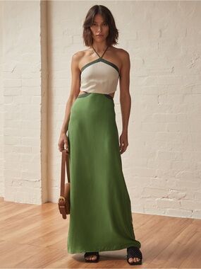 Green Halter Maxi Dress with Contrast Bodice